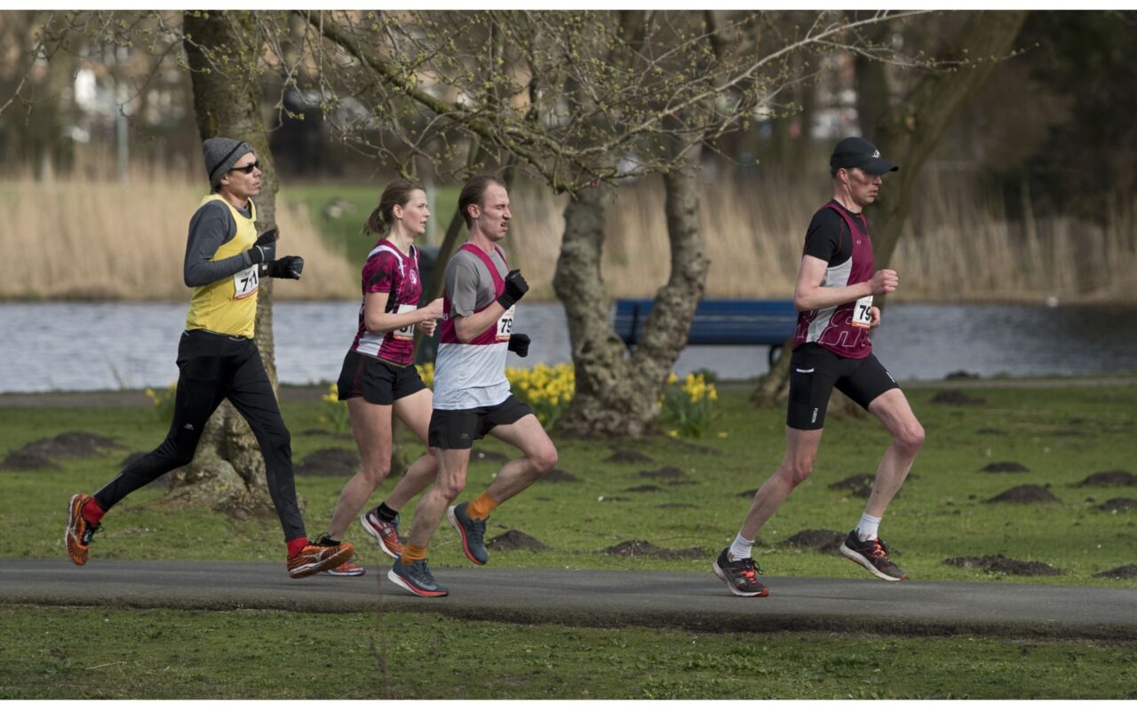 Waarom hardlopen in een trainingsgroep zo leuk is!