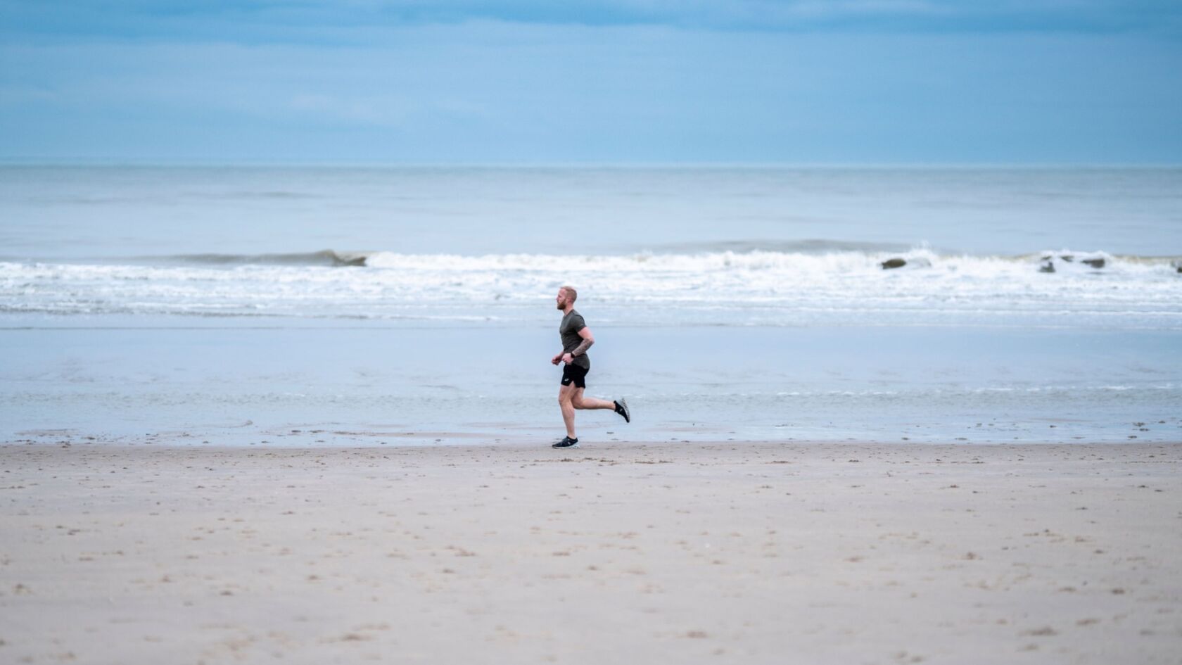 Robin loopt 5 marathons in 5 dagen voor mental health awareness