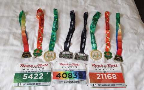 Medailles verzamelen bij de Rock 'n' Roll Marathon Series