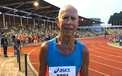 Ook zonder wedstrijden blijft Walter (80) doorlopen