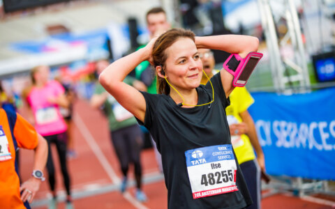 Hardlopen op het tempo van muziek werkt echt