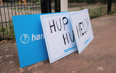 Hardlopers aanmoedigen? Maak een juichbord!