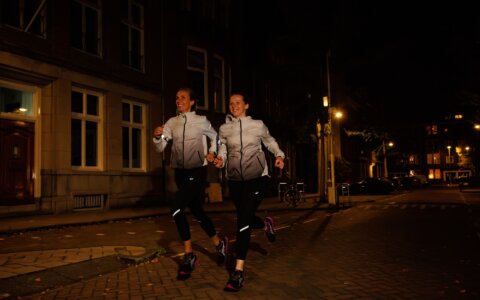 Shop de ASICS-look met hoge kortingen tijdens Black Friday bij RunningDirect