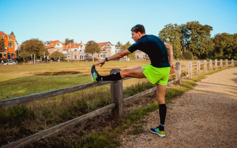 Welke rol spelen compressiekousen in het voorkomen van spierpijn?