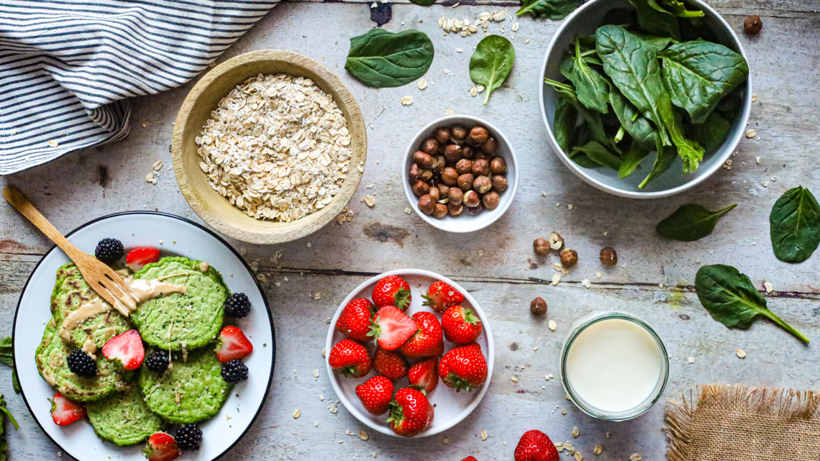 Vegan en glutenvrije spinazie pannenkoeken