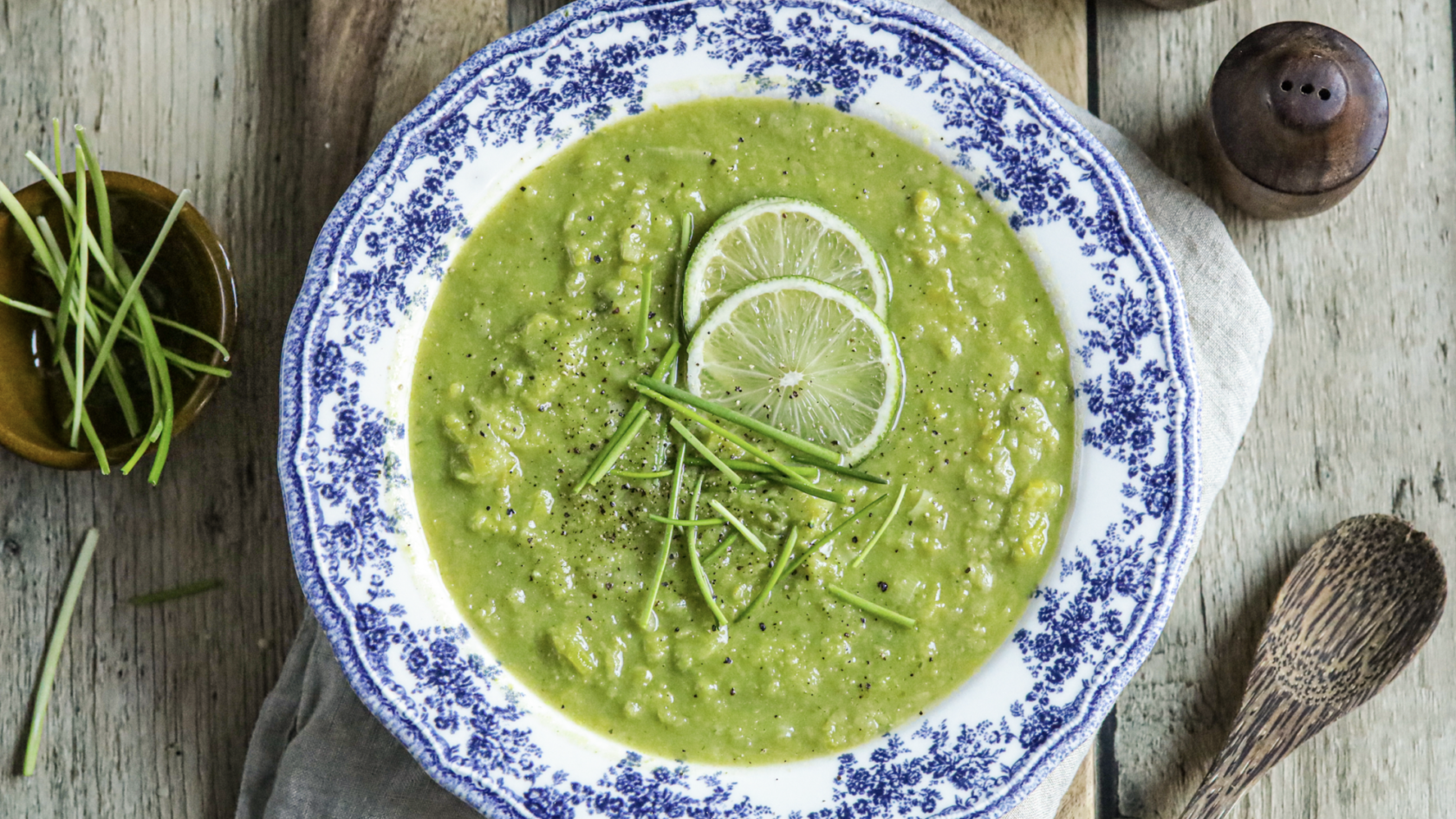 Preisoep met doperwtjes