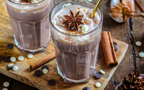 Gezondere en plantaardige warme chocolade melk!