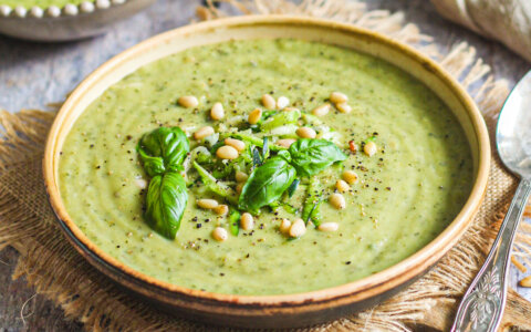 Courgette avocado kokossoep