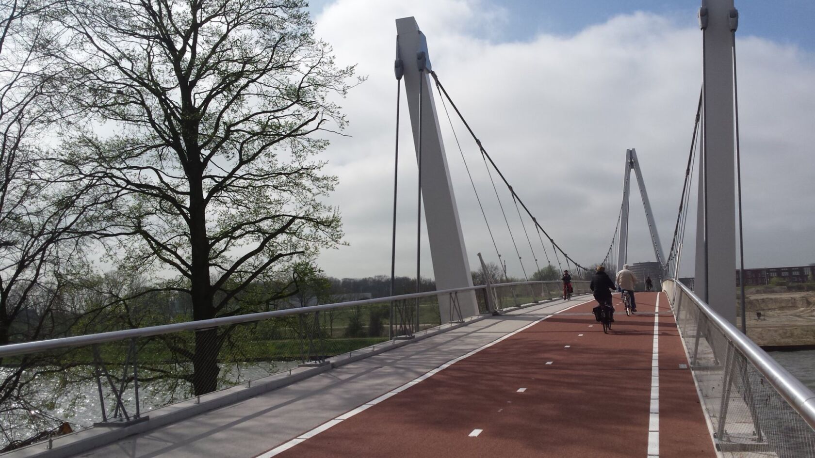 Zaterdag 13 mei: Eerste Dafne Schippersbrugloop