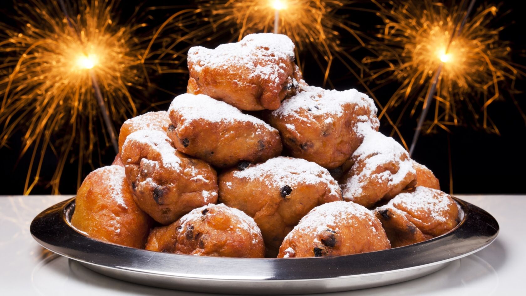 Oud en Nieuw: oliebol of appelflap?