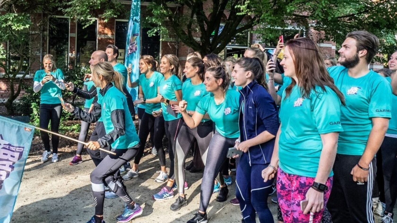 Loop jij ook naar de maan samen met Wendy van Dijk?
