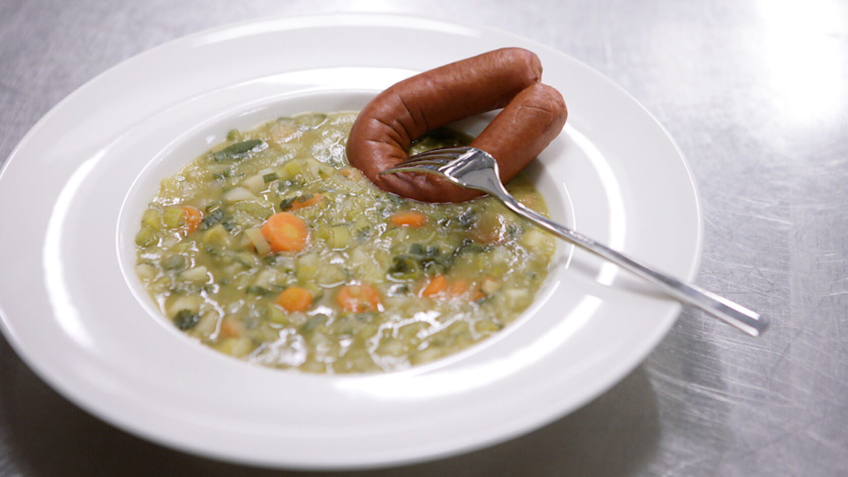 Recept: huisgemaakte erwtensoep