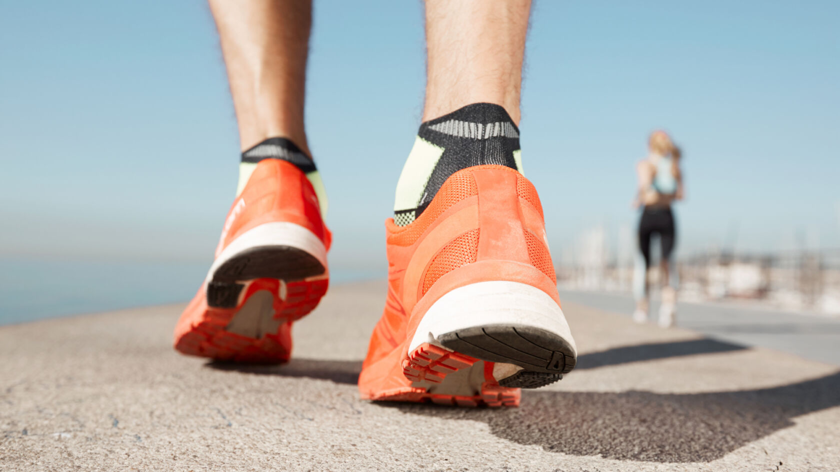 Verwen je voeten met goede hardloopsokken