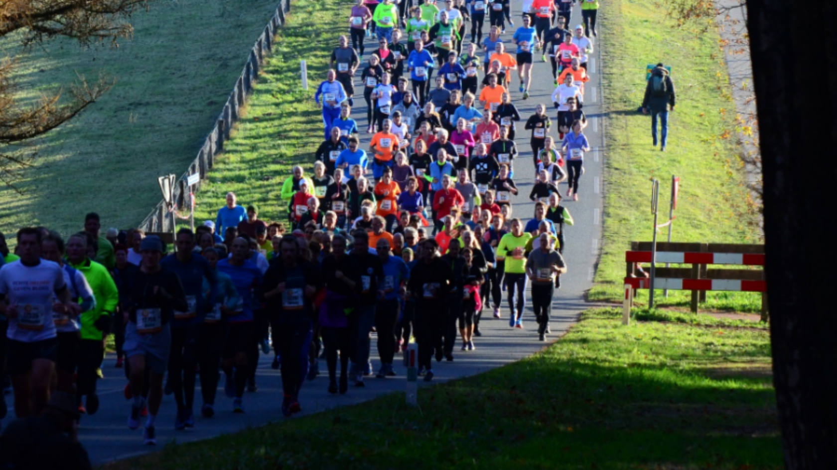 De heuvels bedwingen voor het goede doel