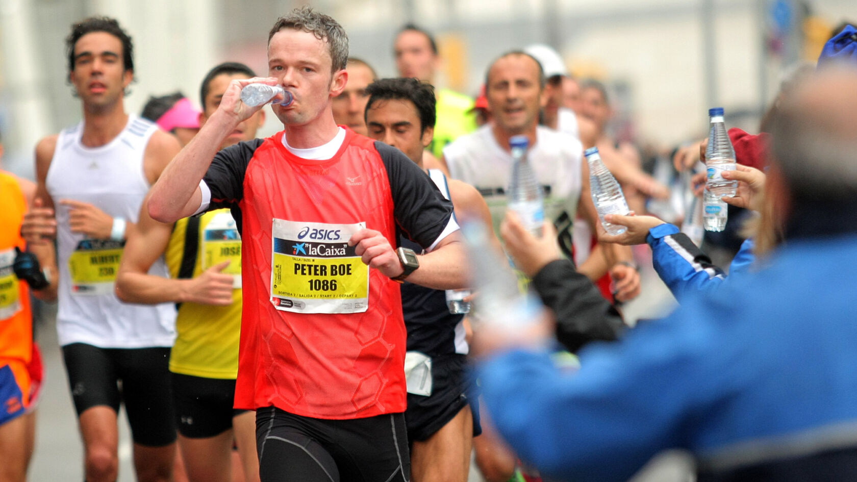 Voedingstip: eten en drinken tijdens je run, moet dat?