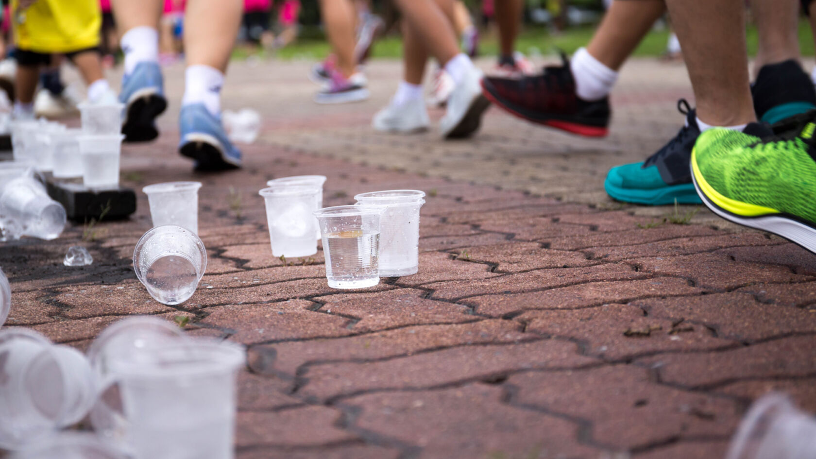 Troeptrimmen: hardlopen en afval opruimen