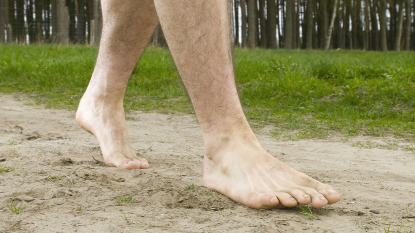 Barefoot runner Bram Vogels