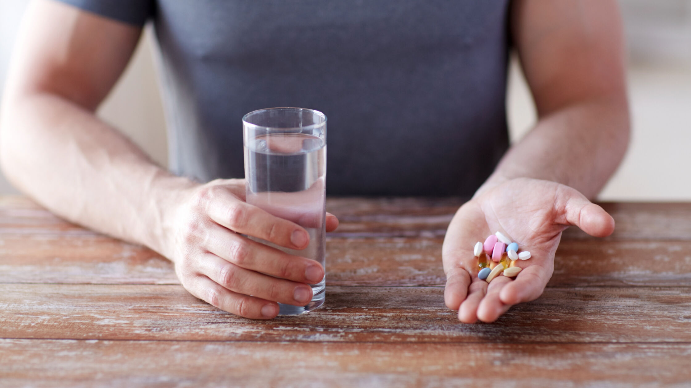 Multivitaminepillen: ‘baat het niet, schaadt het niet?’