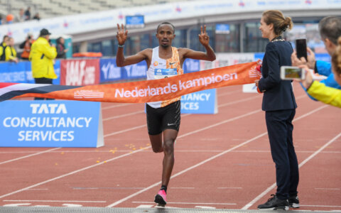 Abdi Nageeye en Bo Ummels pakken nationale marathontitels