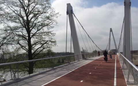 Zaterdag 13 mei: Eerste Dafne Schippersbrugloop