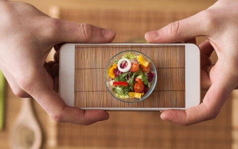 Een calorieënteller of voedingsapp bijhouden: Zinvol of Zinloos?