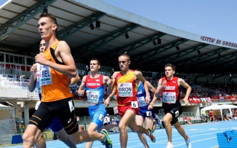 De club van Robin van Riel: AV Attila