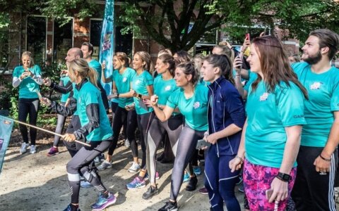 Loop jij ook naar de maan samen met Wendy van Dijk?