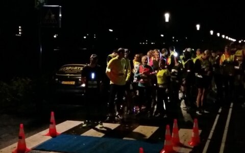 Loop 11 kilometer binnen de minuut bij de Tiedkwietloop