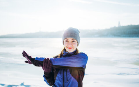 Onmisbaar in de kou: muts en handschoenen