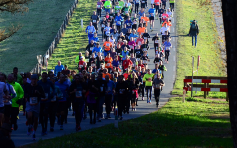 De heuvels bedwingen voor het goede doel