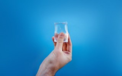 Drankposten van de NN Zevenheuvelenloop serveren de Oohoo