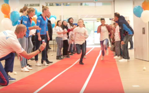 School in Doetinchem opent atletiekbaan voor sprintje tussen de les