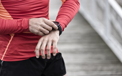 How to choose a good sports watch for running?