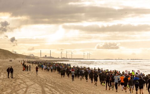Hardlopen over het strand: tips voor de Egmond Halve Marathon