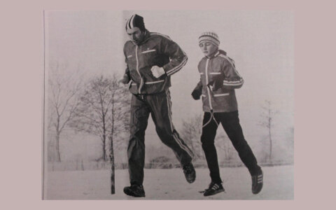 Het verhaal achter de foto: een man en een kind, rennend.